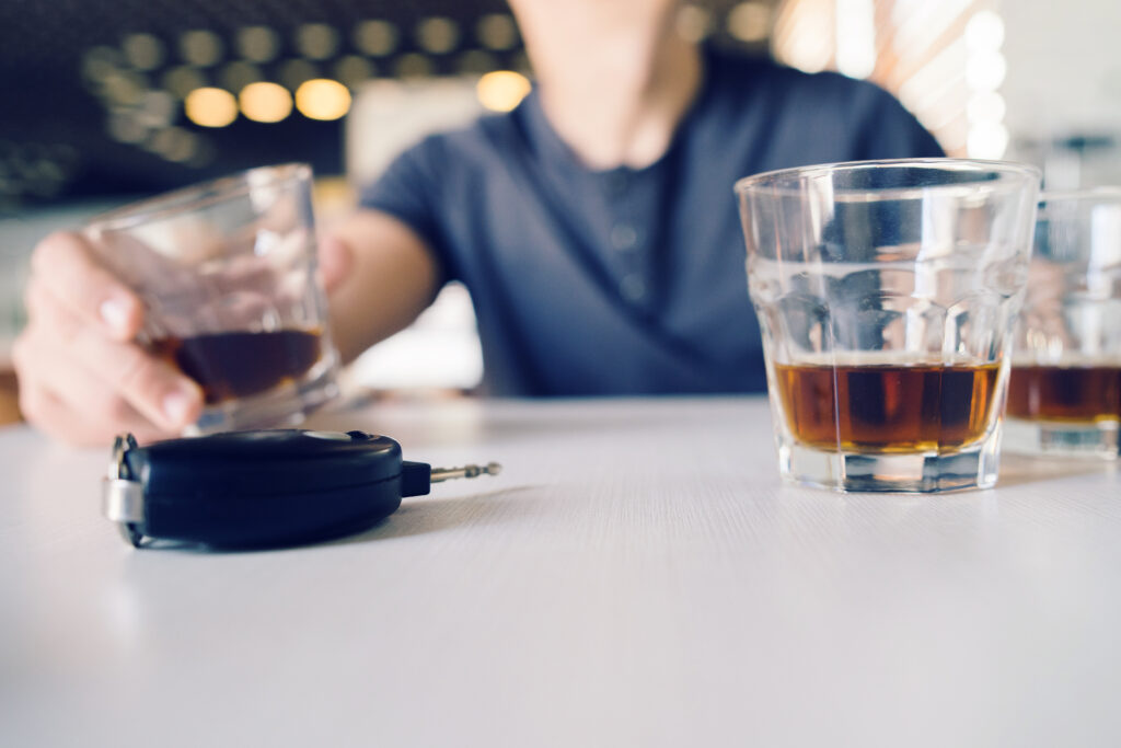 Álcool e acidentes: riscos no trânsito e no ambiente de trabalho