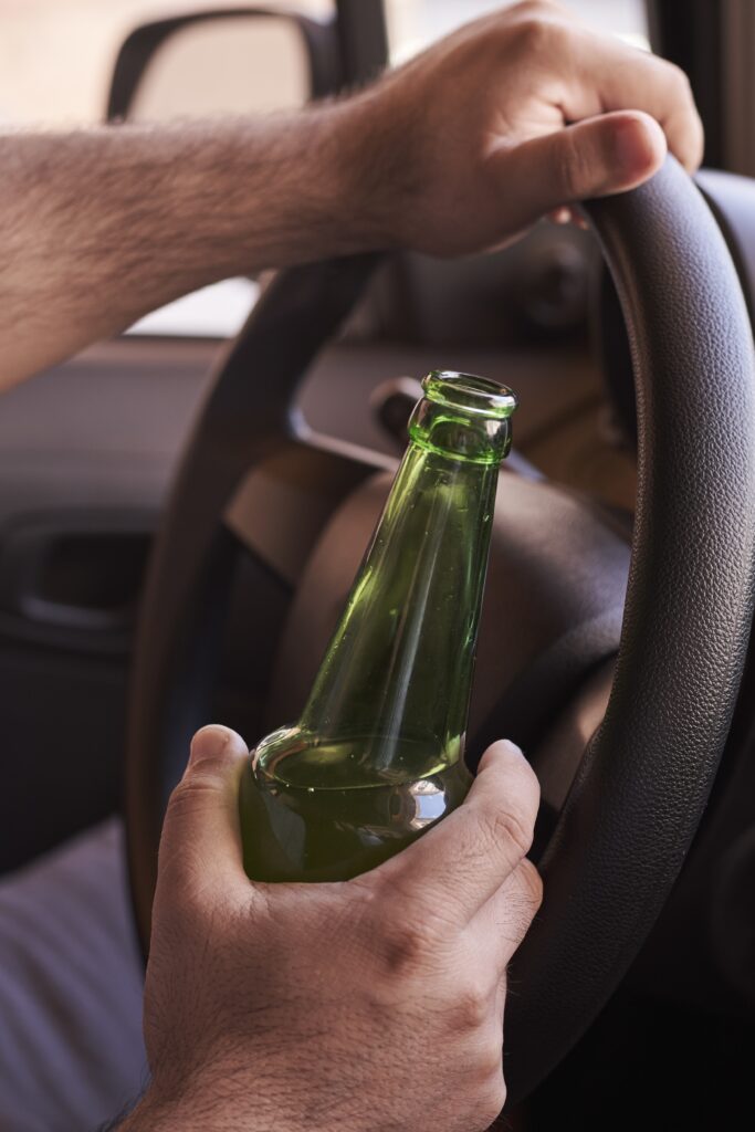 Álcool e acidentes: riscos no trânsito e no ambiente de trabalho